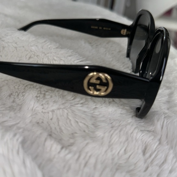 Gucci sunglasses - Picture 2 of 8